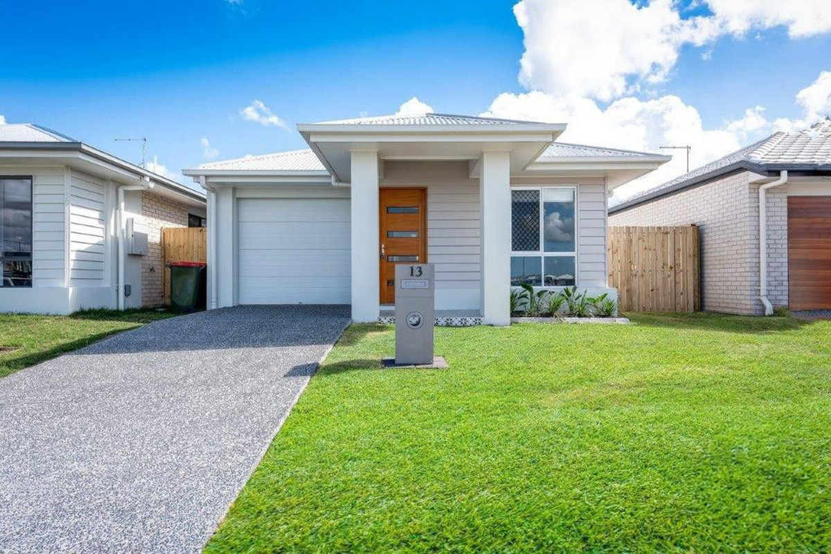13 Olivia Crescent, Nirimba QLD 4551