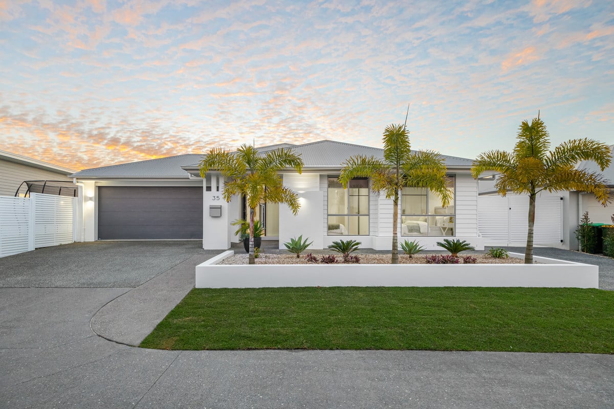 35 Sally Crescent, Nirimba QLD 4551