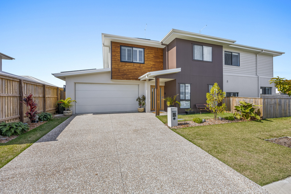 2 / 33 Oakover Crescent, Nirimba QLD 4551